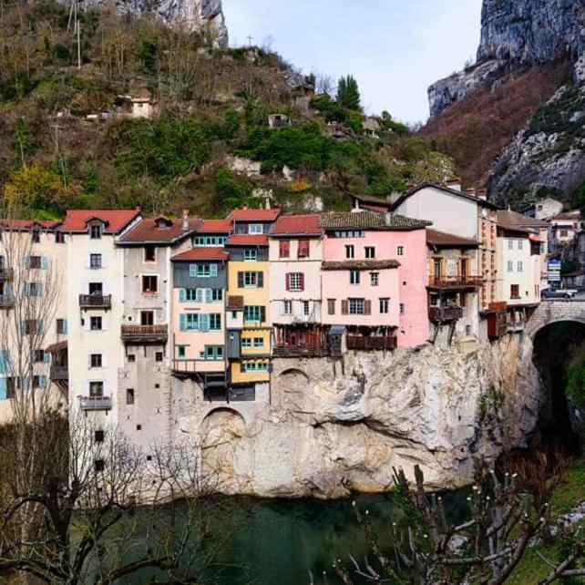Apartmán Au Bonheur Suspendu Pont-en-Royans Exteriér fotografie